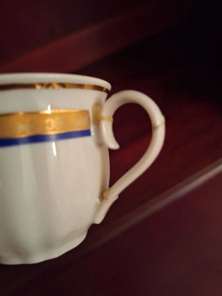 Juego de café Babaria blanco y dorado