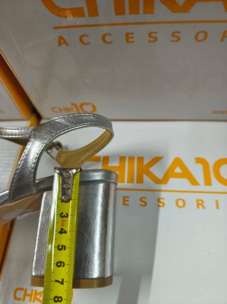 Sandalias Chika10 Plataforma Tacón Plata