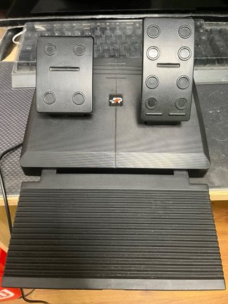 Volante Thrustmaster PS4/PC + Pedali + Cambio