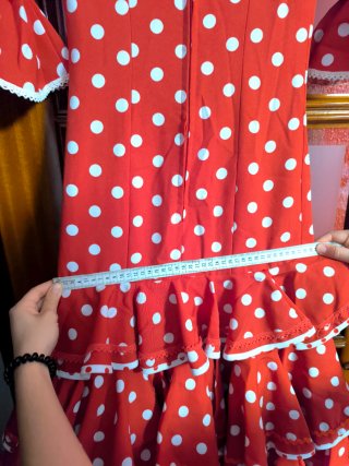 Traje de flamenca rojo lunares blancos
