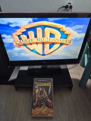 Los Goonies VHS Película Clásica