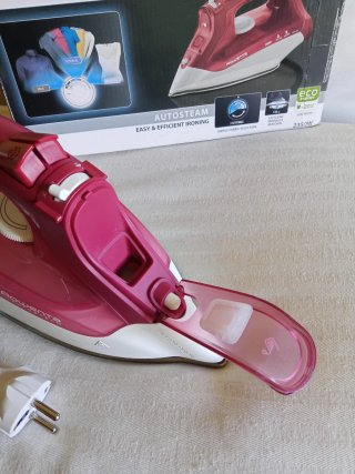 2 Ferri da stiro Rowenta 25€ al pezzo