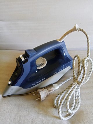 2 Ferri da stiro Rowenta 25€ al pezzo