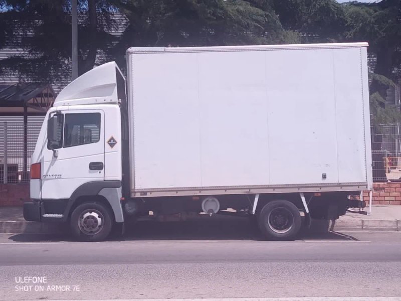 Camión Nissan 3500 kg último precio