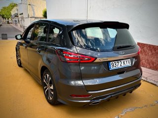 Ford S-MAX ST LINE