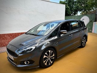 Ford S-MAX ST LINE