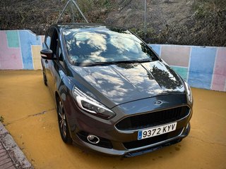 Ford S-MAX ST LINE