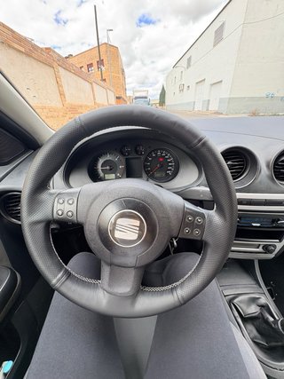 SEAT Ibiza 2004