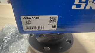 Kit Rodamiento SKF con Tornillos
