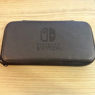 Nintendo Switch Lite Amarilla + Funda y Cargador