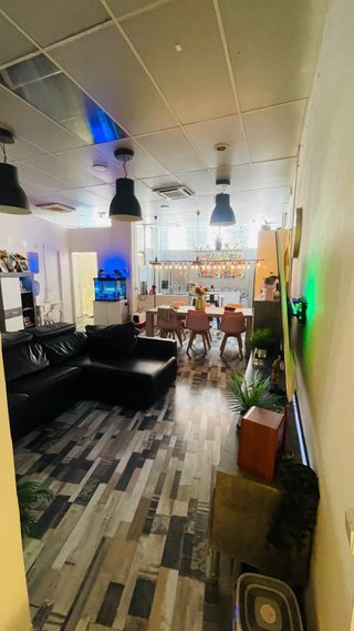Espacio en alquiler para chica