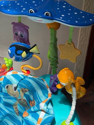 Saltador Bebé Bright Starts Buscando a Nemo
