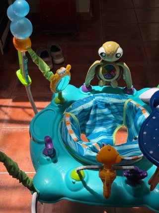 Saltador Bebé Bright Starts Buscando a Nemo