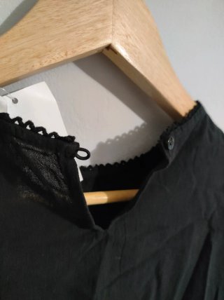 NUEVA Blusa negra H&M niña (146cm)