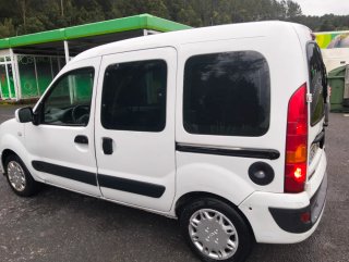 Renault Kangoo 1.5Dci Pegatina B
