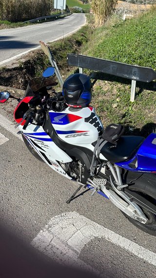 Honda CBR 1000 Sportbike