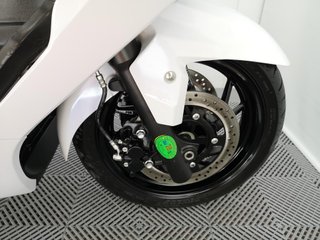SUZUKI BURGMAN 400 2017 23815 kms.