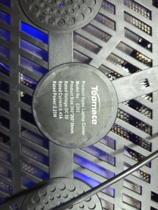 Base Refrigeradora Portátil con Doble Ventilador