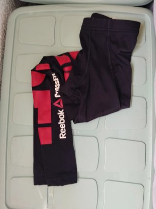 Reebok CrossFit Leggings Negros y Rojos