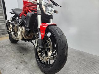 DUCATI MONSTER 821 2016 42449 kms.