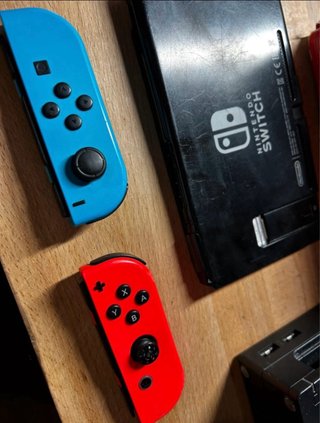 Nintendo Switch Rotta - Rosso/Blu