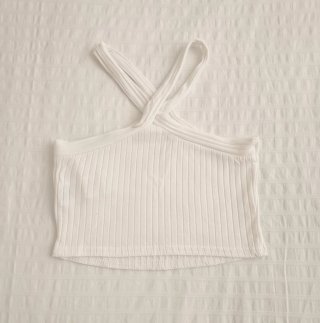 Top blanco cruzado de canalé talla 9-10