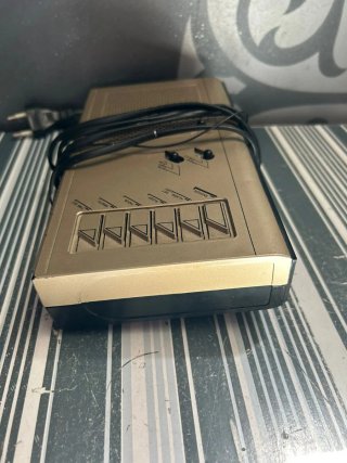 Radio reloj despertador vintage Oscar