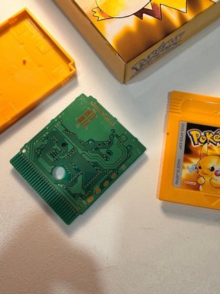 Jogo Gameboy Pokémon Yellow Pikachu ESP