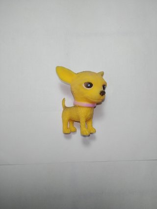 Figuras New Ray: Kevin, Skye, Victini, Pero