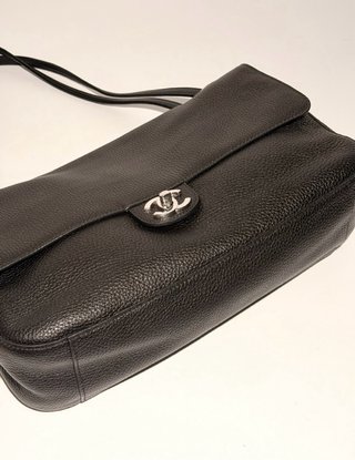 Bolsa Chanel Maxi Flap Preta