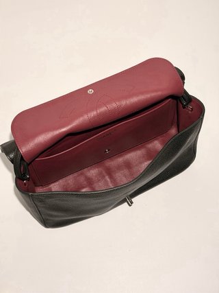 Bolsa Chanel Maxi Flap Preta