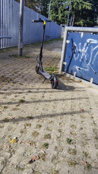 Patinete Eléctrico Negro