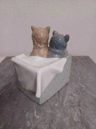 Nao by Lladrò gattini in cesto