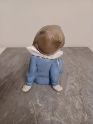 Nao by Lladrò Bambino con Ciotola