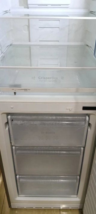 NEVERA COMBI BOSCH NO FROST ENERGÍA A+