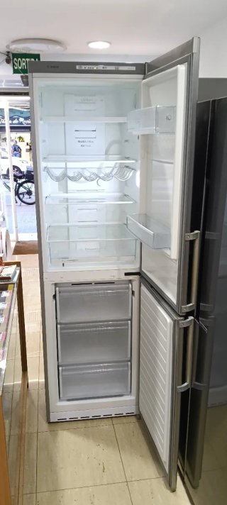 NEVERA COMBI BOSCH NO FROST ENERGÍA A+