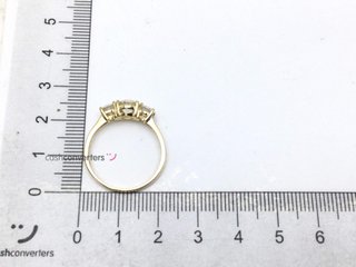 anillo oro 18k con piedra con circonita t. 19 (18,79 mm)