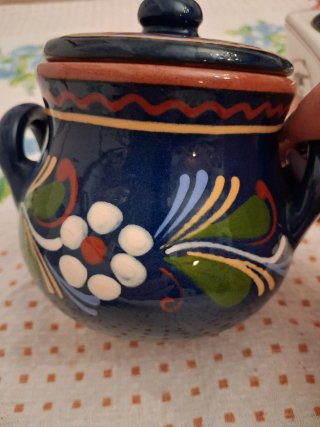 Vasetto in ceramica dipinto a mano