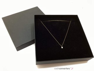 collar oro 18k con piedra con nacar 22cm