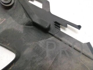 Quilla Izquierda Suzuki GSX-R (94443-23K0)