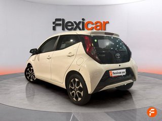 Toyota Aygo 1.0 70 x-play