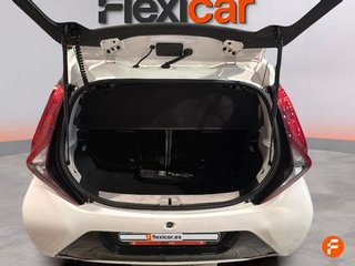 Toyota Aygo 1.0 70 x-play