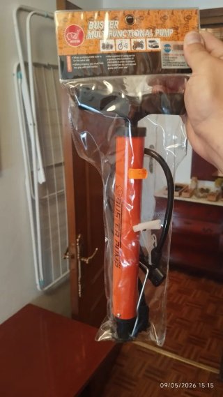 Bomba de pie de aire manual BUSTER