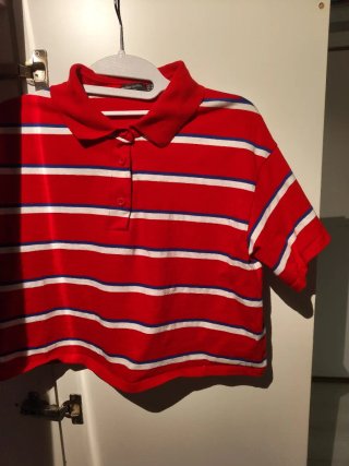 Camisa Bershka rayas roja blanca azul M