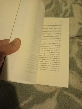 De la casa de los niños a la morada del ser : c...