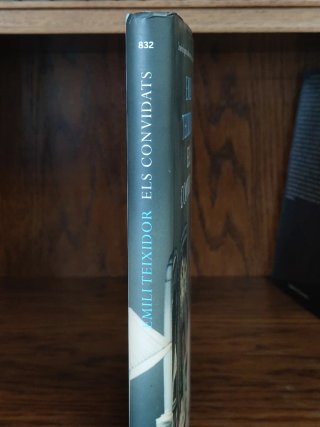 Els convidats” Emili Teixidor – Catalan novel book