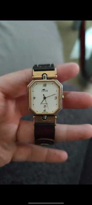 Reloj Lotus Vintage Mujer Oro y Marrón
