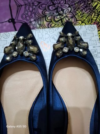 Manoletinas Zara con Joya ,forradas  raso.Talla 39