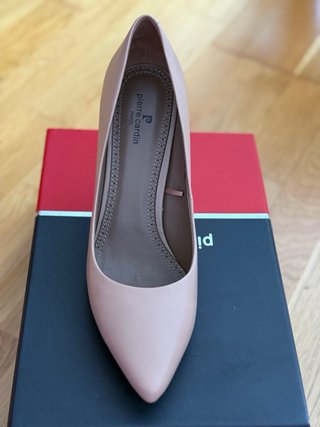 Zapatos tacón Pierre Cardin Talla 39 Beige