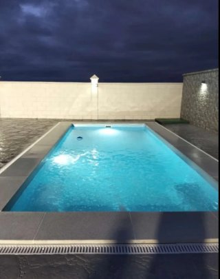 Piscinas de poliéster